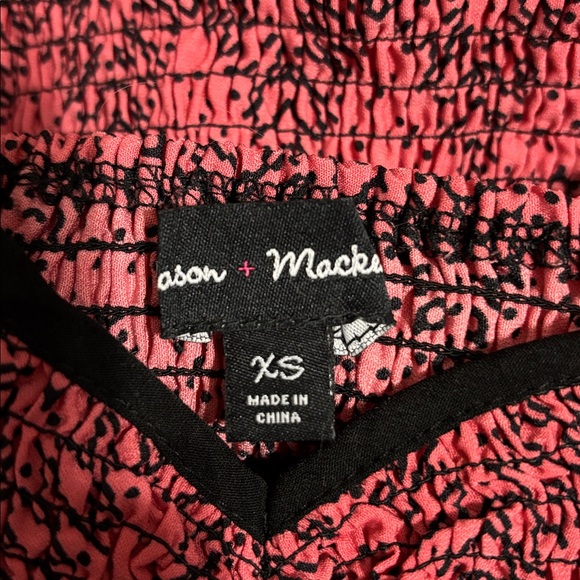 Coral smocked casual dress - Picture 7 of 7